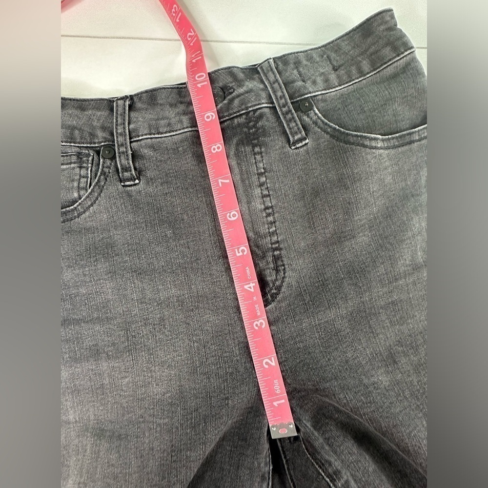 Madewell Curvy High-Rise Skinny Jeans Black Sea Distressed Raw Hem Size 25 - Picture 7 of 15